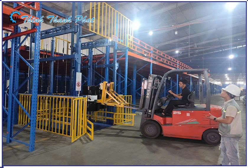 thang-nang-thuy-luc-4-tru