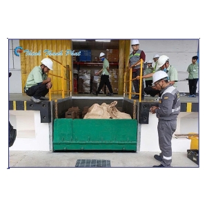 BÀN NÂNG CỬA XUẤT NHẬP HÀNG DẠNG CẮT KÉO