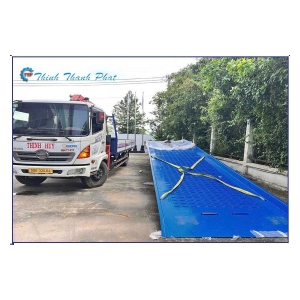 CẦU DẪN HÀNG LÊN CONTAINER: HIỆU QUẢ, CHI PHÍ THẤP