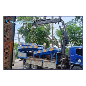 CẦU LÊN CONTAINER DI ĐỘNG