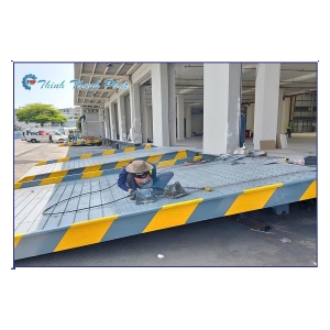 CẦU NỐI LIỀN SÀN KHO VỚI SÂN NHÀ XƯỞNG