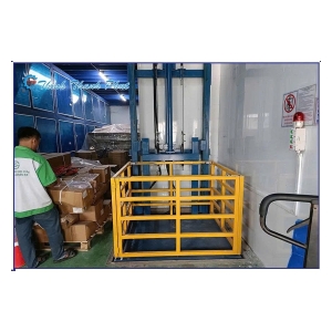 THANG NÂNG THỦY LỰC CHO KHO XƯỞNG SẢN XUẤT