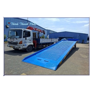 THIẾT BỊ TẠO ĐỘ DỐC TỪ MẶT ĐẤT LÊN SÀN CONTAINER