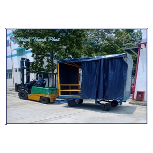 XE KÉO NỘI BỘ MÓC VÀO XE NÂNG